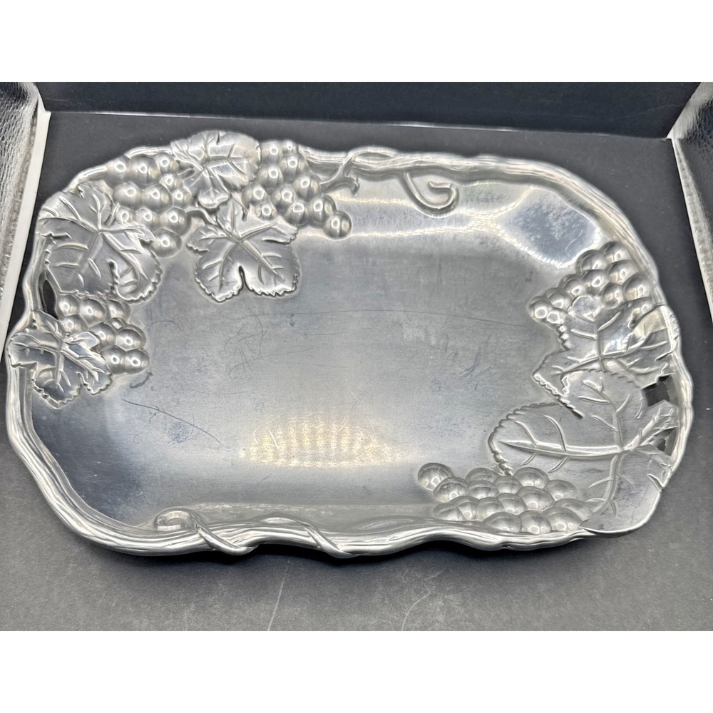 Arthur Court Designs Aluminum Grape Food Service Tray 9.5 inch Long